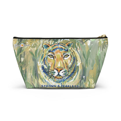 STRONG & FEARLESS - ACCESSORY POUCH