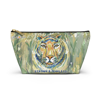 STRONG & FEARLESS - ACCESSORY POUCH