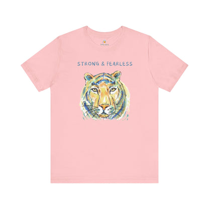STRONG & FEARLESS - UNISEX TEE